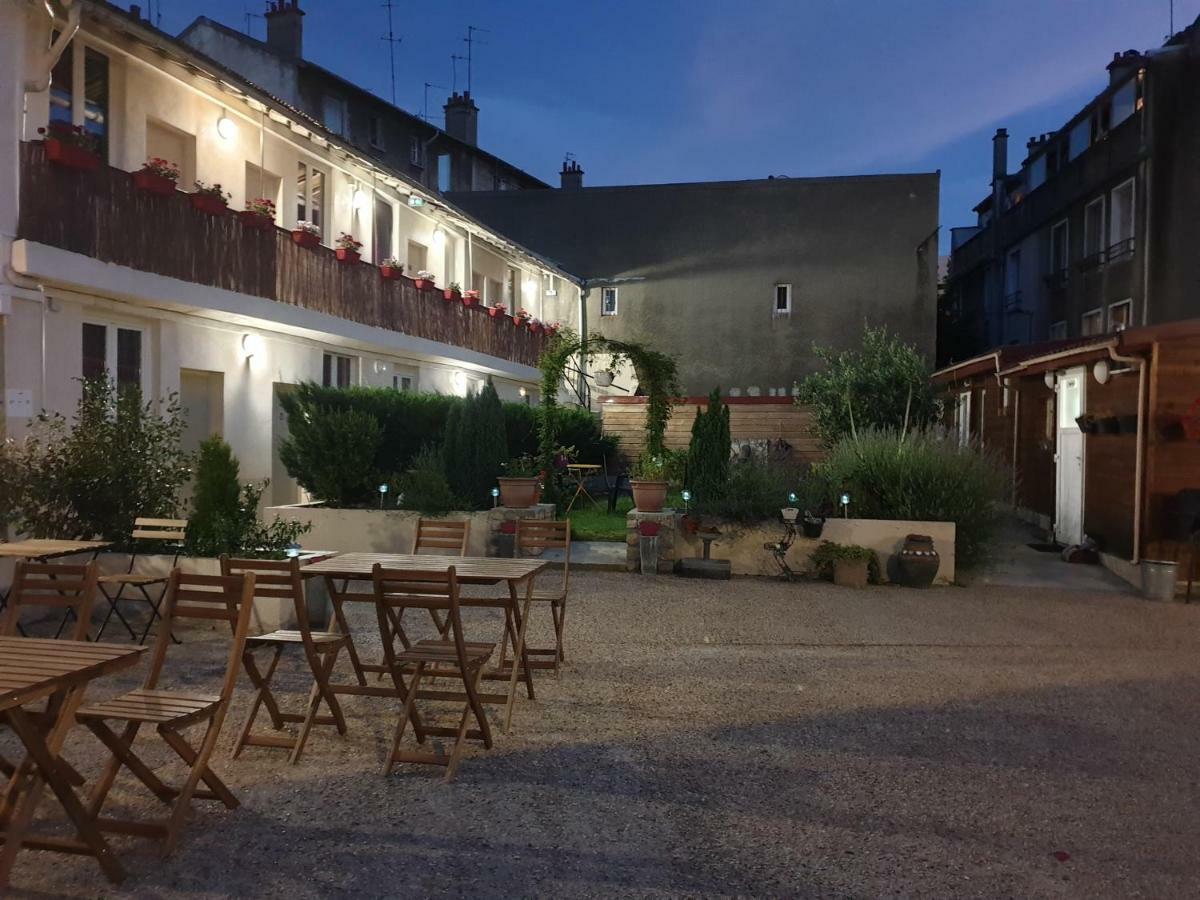 Hotel Rachel Le Pré-Saint-Gervais Exterior photo